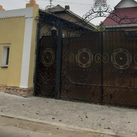 Новая Квартира Odessa Exterior foto